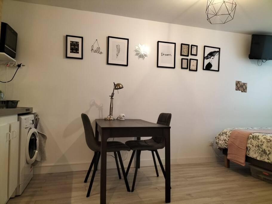 Orleans Hypercentre Articles Fitness Et Bebe Apartment Luaran gambar