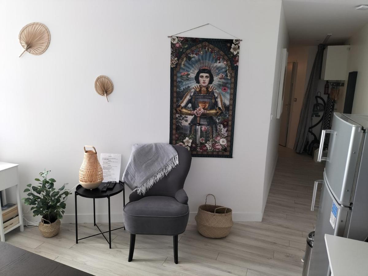 Orleans Hypercentre Articles Fitness Et Bebe Apartment Luaran gambar